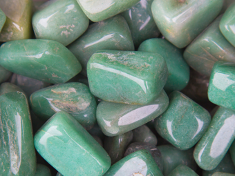 Jadeit tromlovany Jadeit tromlovany