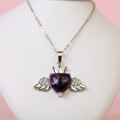 Anjelský Amulet srdiečko z Ametystu s anjelskými krídlami