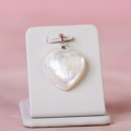 Prívesok Perleť srdiečko 